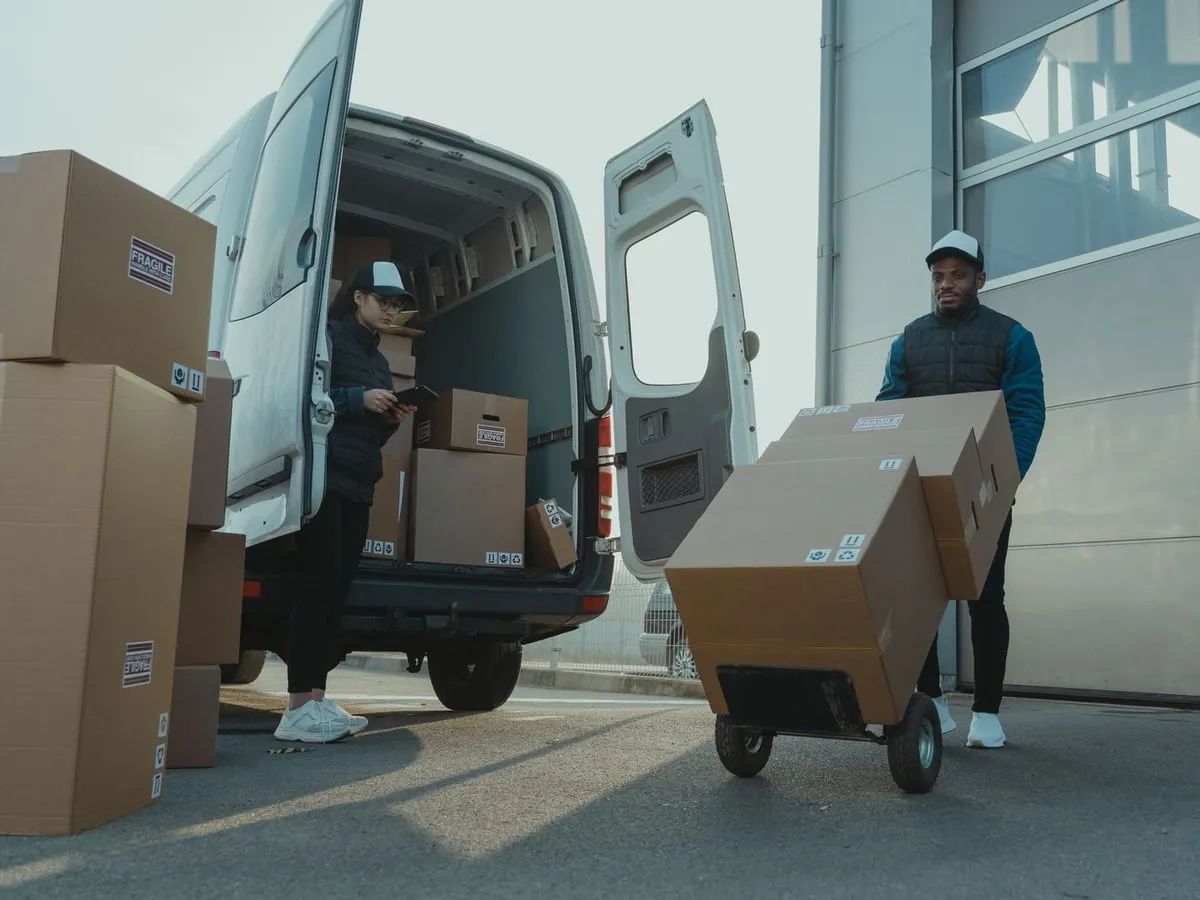 Man and van prices in Wakefield: what is included - guides for Wakefield